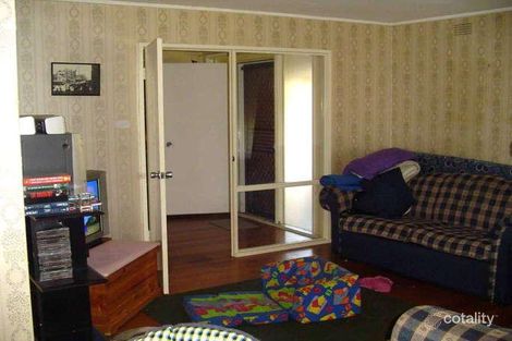 Property photo of 114 Karingal Drive Frankston VIC 3199