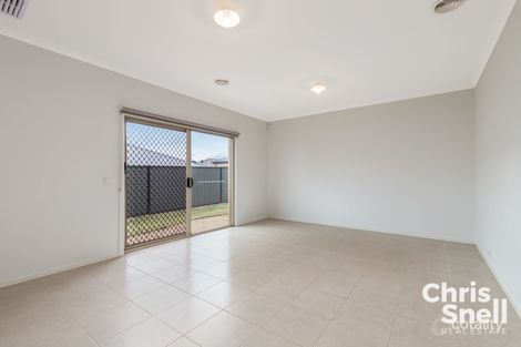 Property photo of 13 Murmungee Avenue Mernda VIC 3754