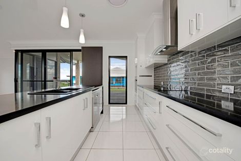 Property photo of 17 Hilltop Drive Gowrie Junction QLD 4352
