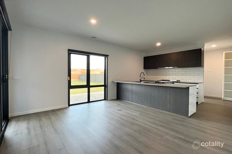 Property photo of 10 Beartooth Court Pakenham VIC 3810