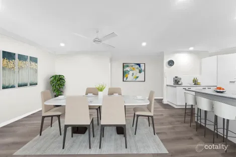 Property photo of 5 Saint James Circuit Heritage Park QLD 4118