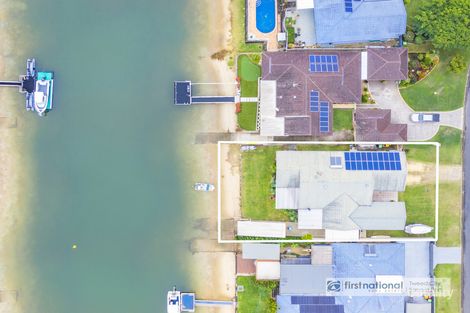 Property photo of 8 Bosun Boulevard Banora Point NSW 2486