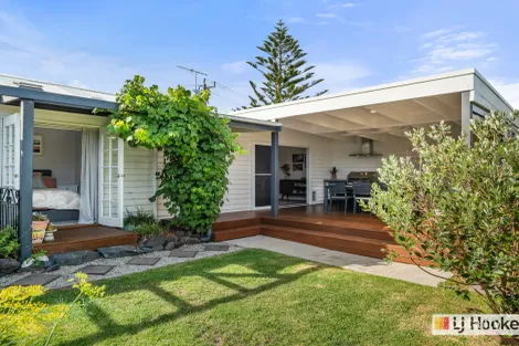Property photo of 11 Bergin Grove San Remo VIC 3925