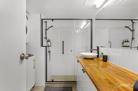 Property photo of 2/5-7 Lavarack Road Mermaid Beach QLD 4218