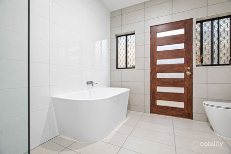 Property photo of 11 Emily Crescent Point Cook VIC 3030