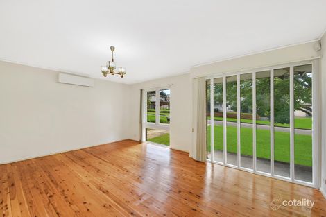 Property photo of 10 Poplar Crescent Bradbury NSW 2560