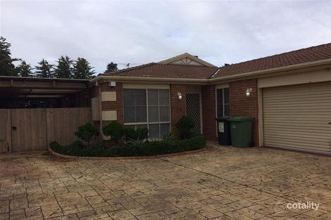 Property photo of 18 Herring Court Roxburgh Park VIC 3064