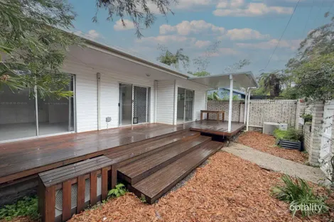 25 BANYANDAH RD, HYLAND PARK, NSW 2448