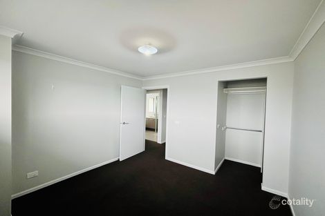 Property photo of 43 Kangaroo Crescent Aintree VIC 3336