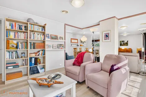 Property photo of 10 Bray Place Curtin ACT 2605