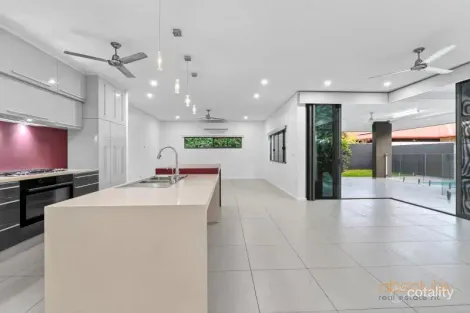 Property photo of 43 Danimila Terrace Lyons NT 0810