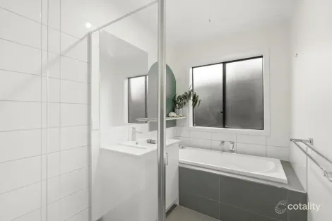 Property photo of 45 Grevillea Drive Mount Duneed VIC 3217