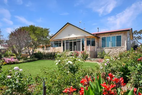 76 Liddell Rd, Bellellen, VIC 3381