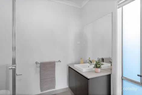Property photo of 73 Silverwood Drive Mernda VIC 3754