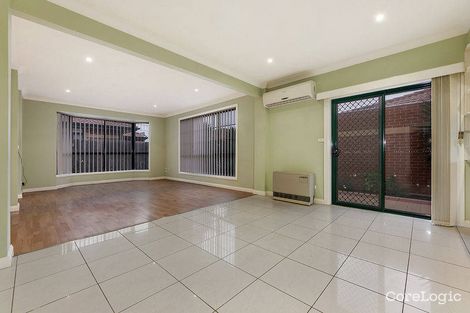 Property photo of 2/72 Lake Boga Avenue Deer Park VIC 3023