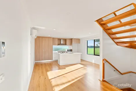 Property photo of 1H Thomas Carr Drive Tarneit VIC 3029