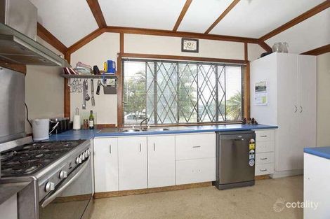 Property photo of 40 Adam Street Wynnum QLD 4178