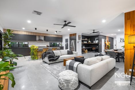 Property photo of 11 Kippen Close Spring Mountain QLD 4300