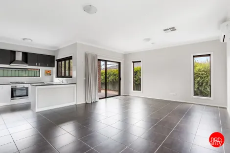 Property photo of 2 Gladeville Drive Eaglehawk VIC 3556