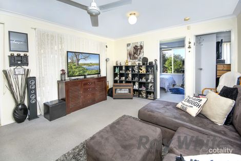Property photo of 12 Finch Close Cameron Park NSW 2285