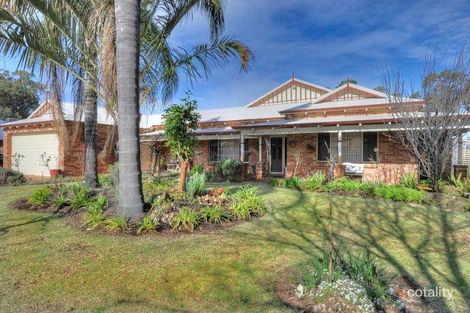 Property photo of 11 Macquarie Drive Coodanup WA 6210