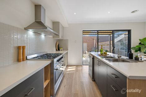 Property photo of 74 Fairview Parade Tarneit VIC 3029