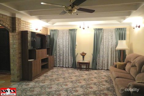 Property photo of 16 Redgum Lane Swan View WA 6056