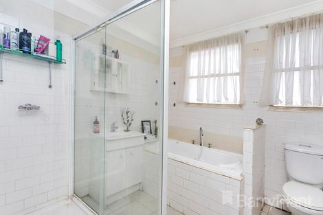 Property photo of 11 Dooen Court Westmeadows VIC 3049
