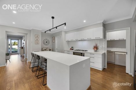 Property photo of 20 Paramount Drive Warragul VIC 3820