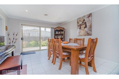 Property photo of 27/4-16 Melaleuca Drive Meadow Heights VIC 3048