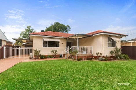 Property photo of 8 Gibb Avenue Casula NSW 2170