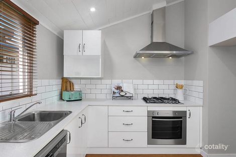 Property photo of 7 Bracher Street Wandal QLD 4700