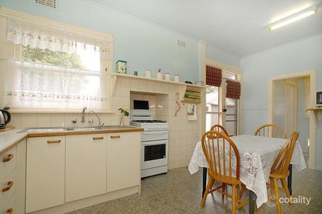 Property photo of 11 Kings Road Emerald VIC 3782