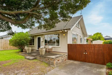 42 Spray St, Rosebud, VIC 3939