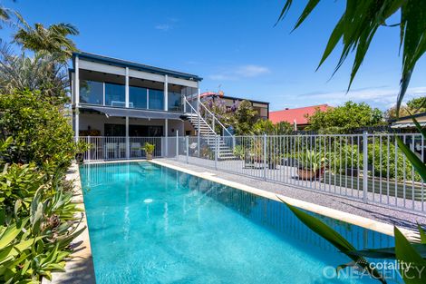 60 Eversleigh Rd, Scarborough, QLD 4020