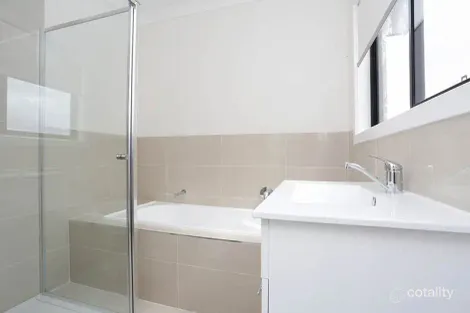 Property photo of 2/5 Arilpa Court Ashwood VIC 3147