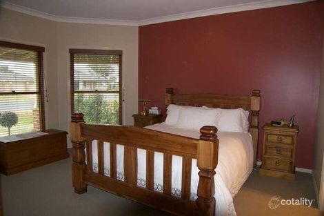 Property photo of 23 Warwick Road Hillvue NSW 2340