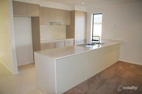 Property photo of 161 Tenterfield Drive Burnside Heights VIC 3023