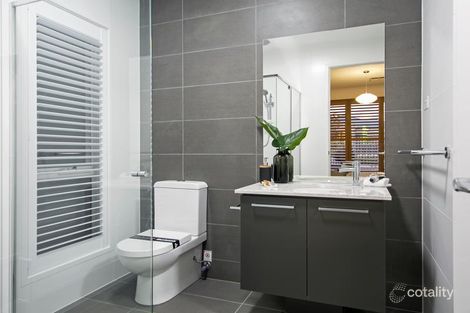 Property photo of 716 Stallion Drive St Clair SA 5011