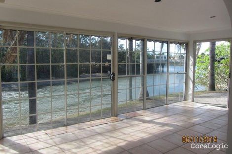 Property photo of 15 Monterey Court Broadbeach Waters QLD 4218