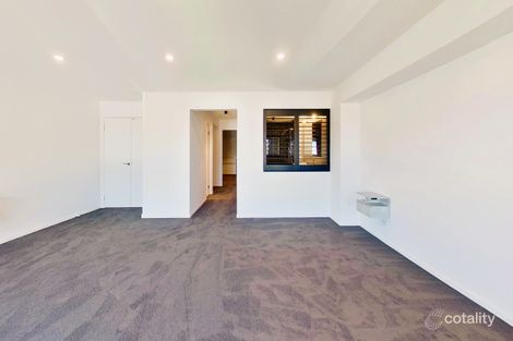 Property photo of 12 Wakelyn Way Wollert VIC 3750