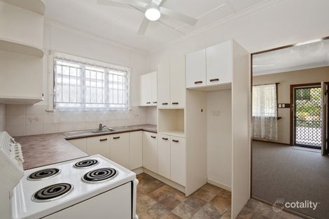 40 King St, Woody Point, QLD 4019