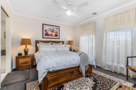 Property photo of 13 Arbor Place White Hills VIC 3550