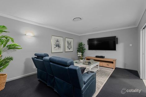 Property photo of 11 Foxwood Circuit Wakerley QLD 4154