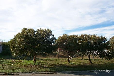 37 Inverness Dr, Meadow Springs, WA 6210