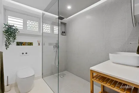 Property photo of 5/27 Agnes Street Wynnum QLD 4178