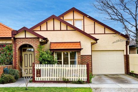 Property photo of 33 Mersey Street Box Hill North VIC 3129