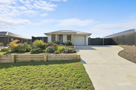 16 Victoria Pde, Hindmarsh Island, SA 5214