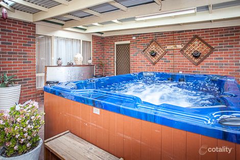 Property photo of 44 Robb Drive Romsey VIC 3434