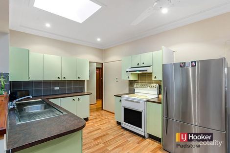 Property photo of 16 Sandakan Road Revesby Heights NSW 2212